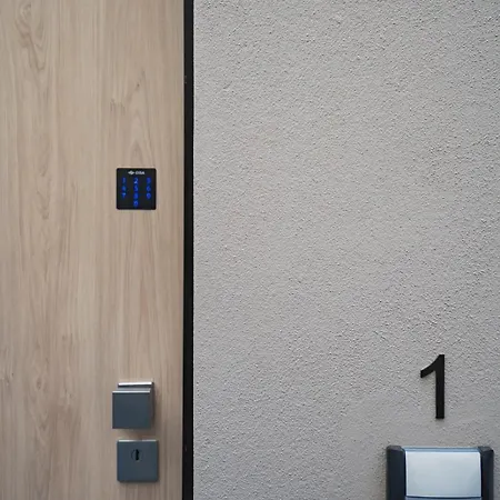 1-2-3 C-house 33 * Parma